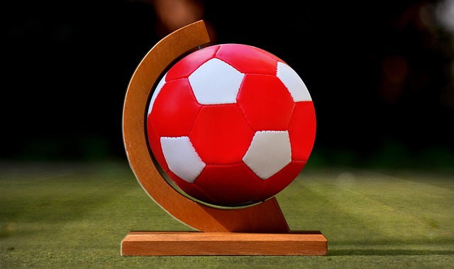 更是在比赛 更是在比赛